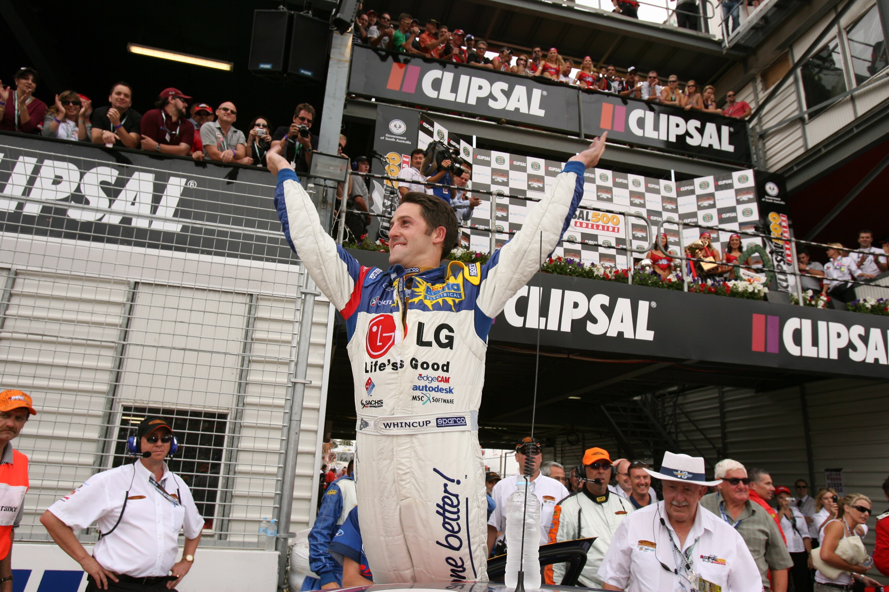 Ford and Triple Eight first teamed up from 2003 through 2009. That era included a three-peat of Bathurst 1000 victories for Craig Lowndes and Whincup and back-to-back Drivers' championships for Whincup.